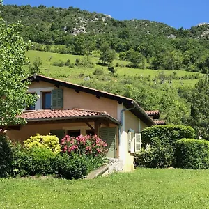 Hébergement de vacances Le Paradis - Superbe Vue Sur Le Vercors Dominant Le Village